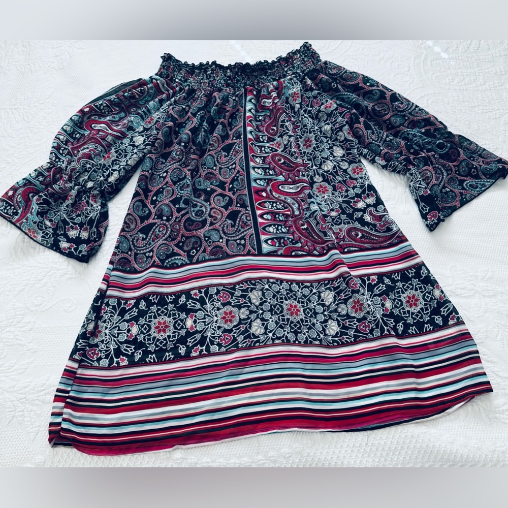 FANG blouse/Tunic 3/4 Sleeves. Bohemian Top. Size Large, pink,black,white, Blue.